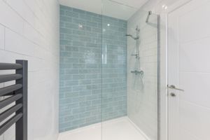 Photo 17- click for photo gallery